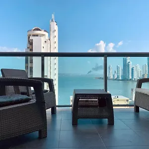 Oceanview Escape Pool, Jacuzzi & Gym In Bocagrande , Cartagena Colombia
